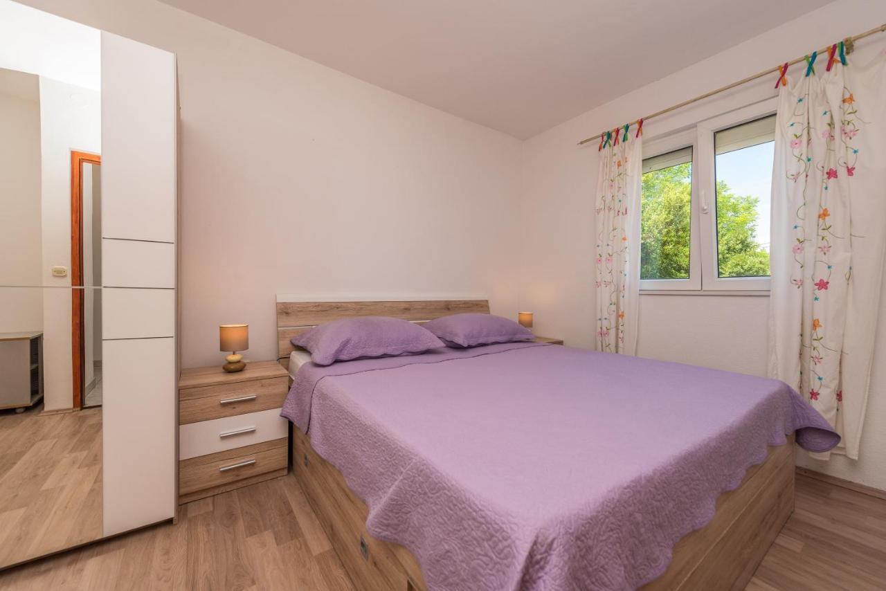 Nelly Apartments Привлака Екстер'єр фото