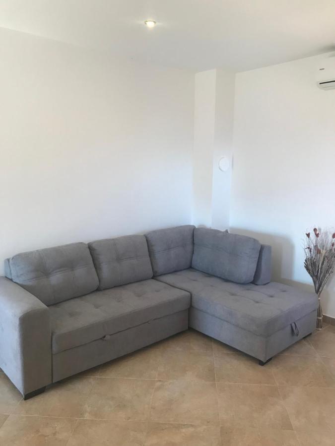 Nelly Apartments Привлака Екстер'єр фото
